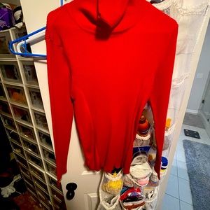 Red sweater 18/20 just in time for the holidays